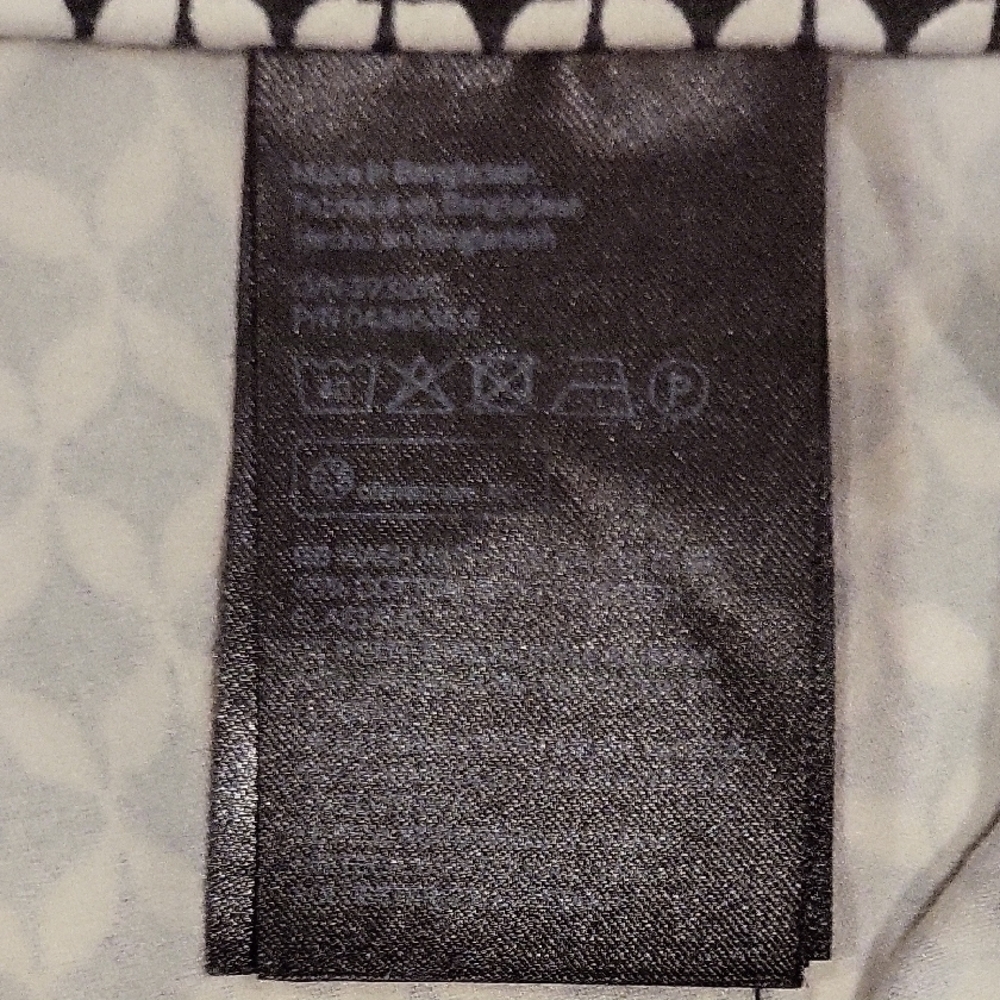 H&M Monochrome Geometric Pants - Picture 5 of 5